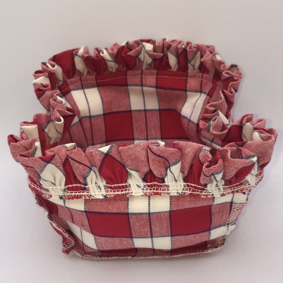 Longaberger 2001 All American Collection Strawberry Basket with Fabric L… - Picture 9 of 14